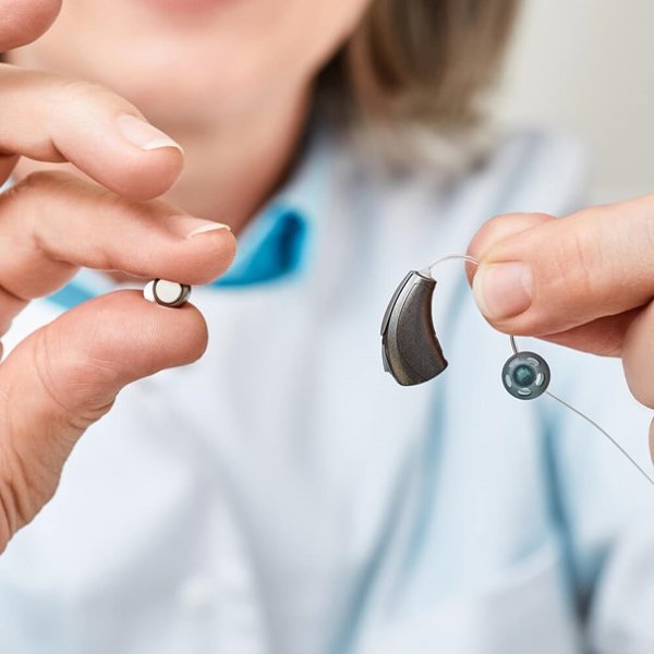 افزایش طول عمر باتری سمعک 