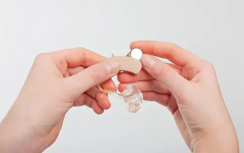 راهنمای خرید و مراقبت از باطری سمعک / کلینیک سمعک اقدسیه راهنمای خرید و مراقبت از باطری سمعک / کلینیک سمعک اقدسیه