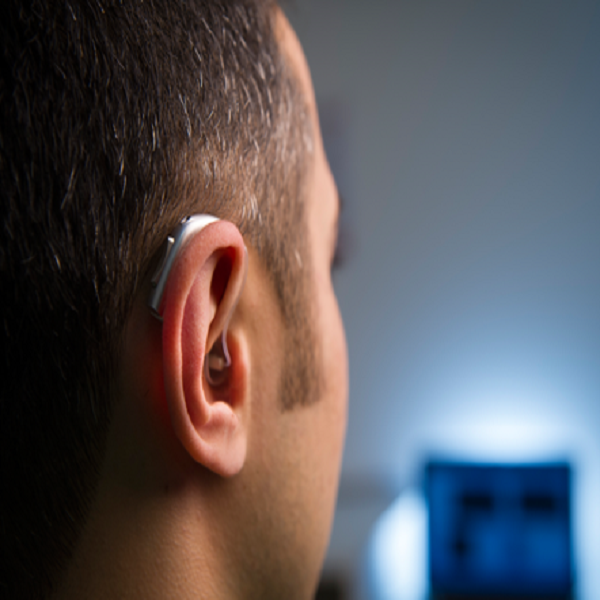 درمان وزوز گوش با سمعک